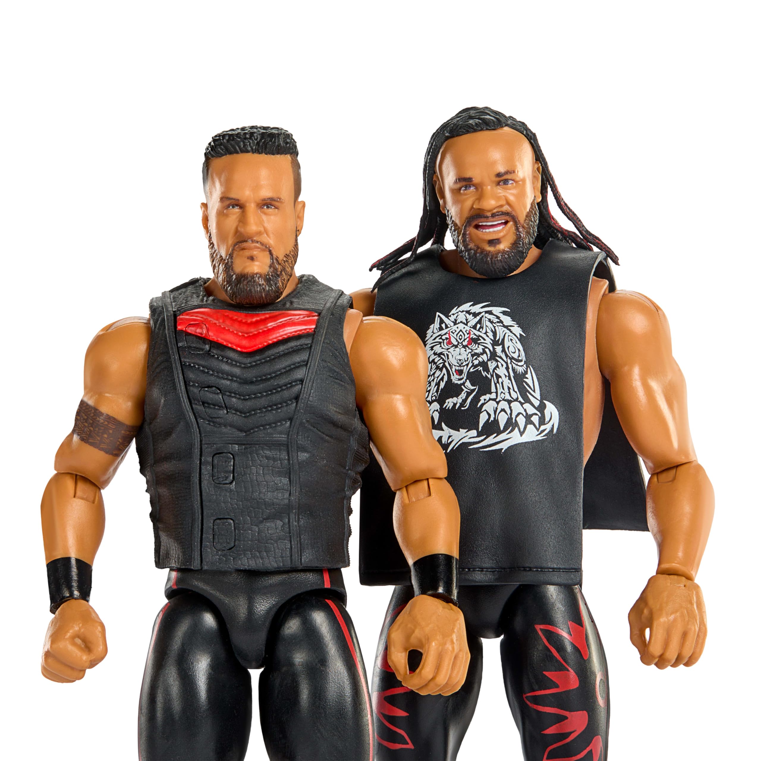 WWE Main Event Showdown accessory included for versatile display and play scenarios.