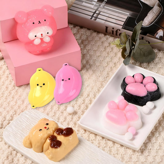 Xgmadiles Taba cookie-scent squishy close-up highlighting realistic biscuit texture.