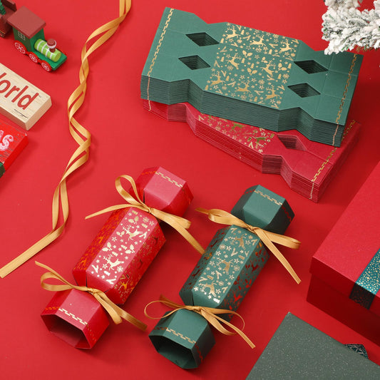 Snowflake pattern crackers by Xinnun add festive sparkle under lights