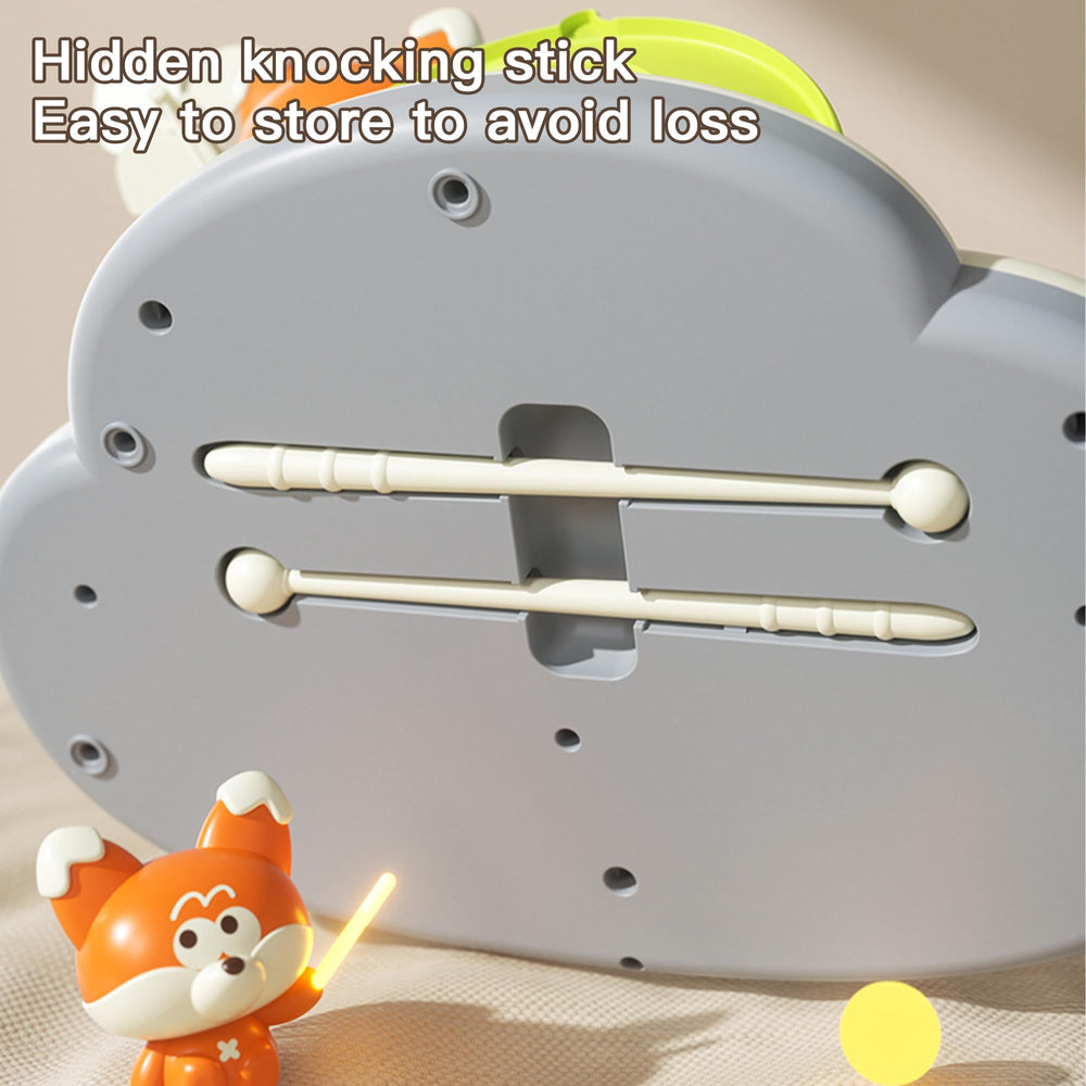 Tiny hands develop motor skills by tapping and striking with XINSITE.