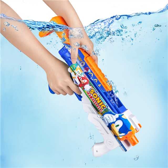 XSHOT pump-action delivers up to 33 feet of spray.