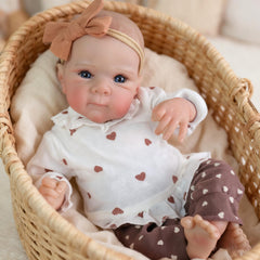 XSWPL Bettie 18-inch reborn doll face close-up for lifelike play
