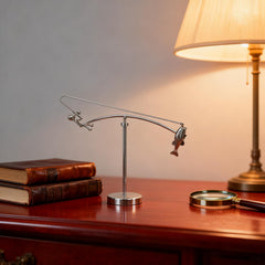 YEAfEAti Fisherman Balancing Sculpture close-up of mirror-polished steel for modern decor