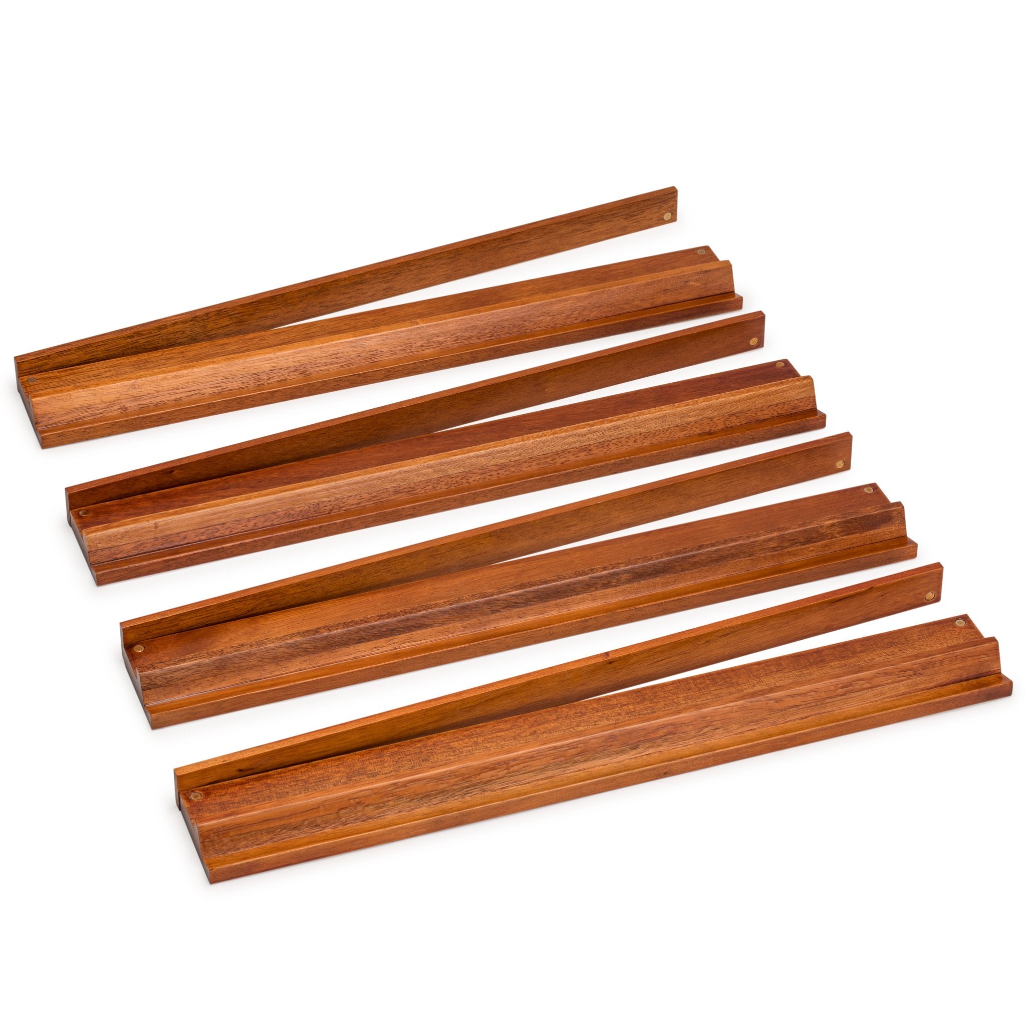 Yellow Mountain Imports 18-inch rack dimensions provide comfortable space for hands.