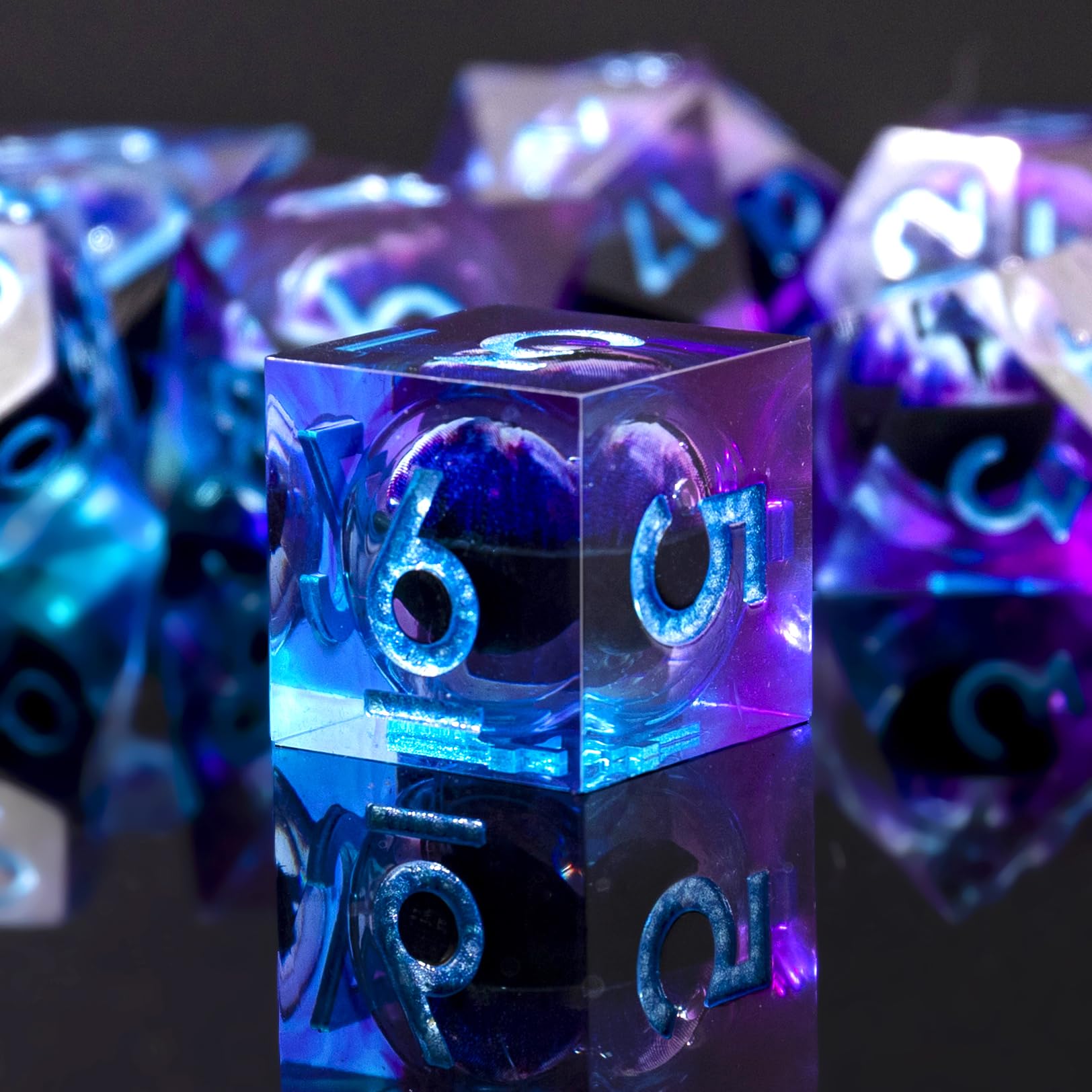 YEMEKO Handmade sharp-edge dice, hand-sanded for precise, clean rolls.