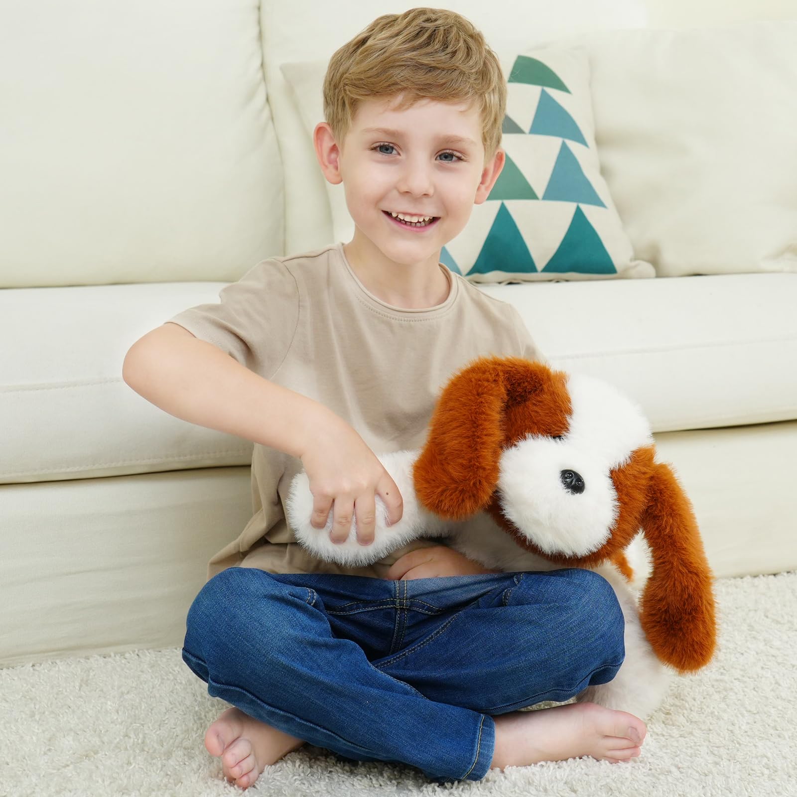 YGZE surface-washable design simplifies cleaning after playful moments.