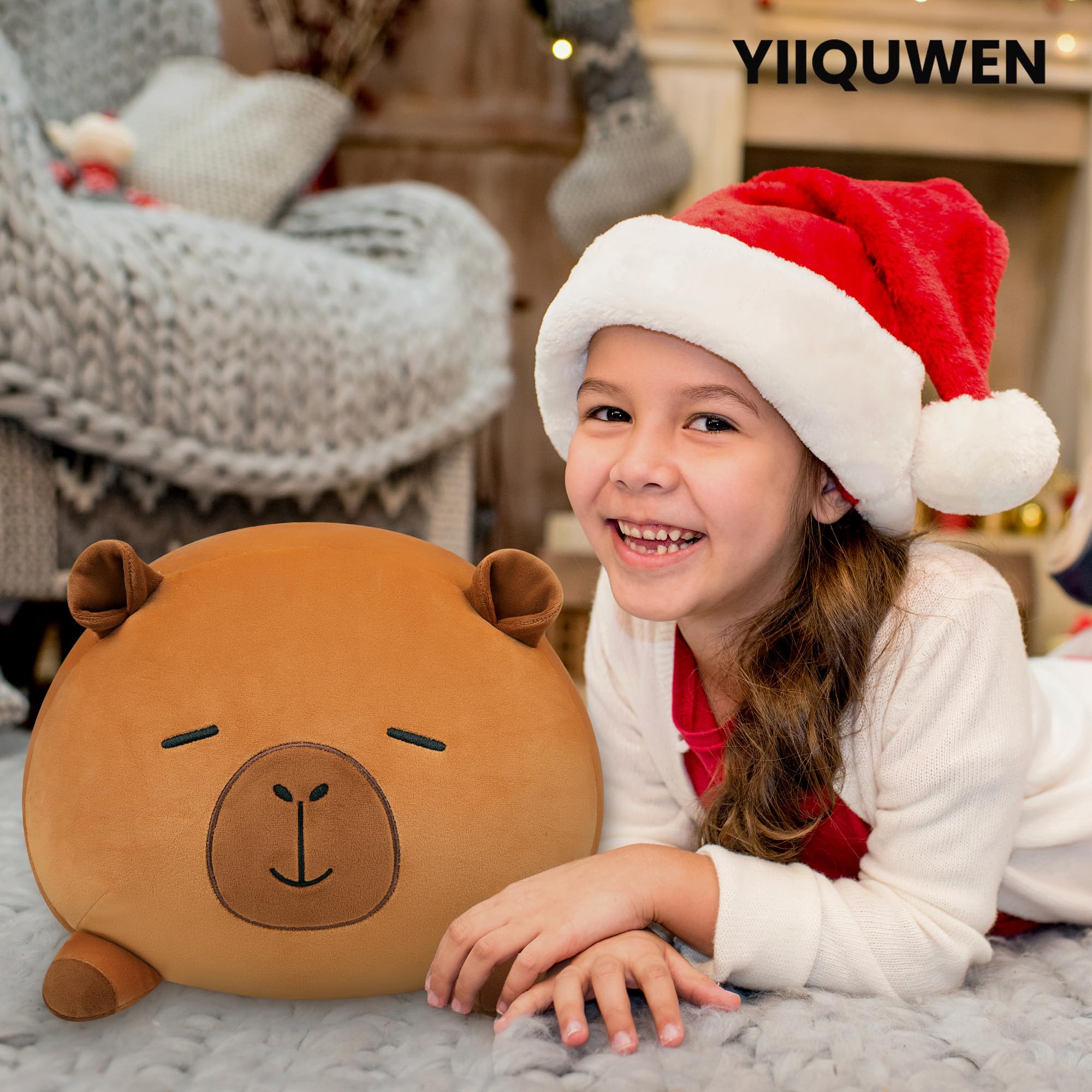 YIIQUWEN Capybara plush doubles as a cozy pillow for sofa or bed.