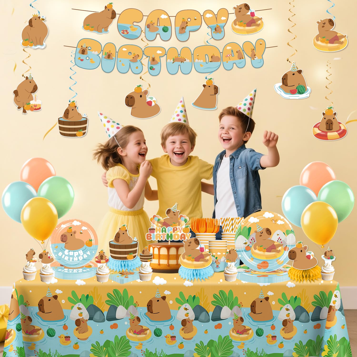 Yingoto capybara cake topper adds a charming focal point to the cake.