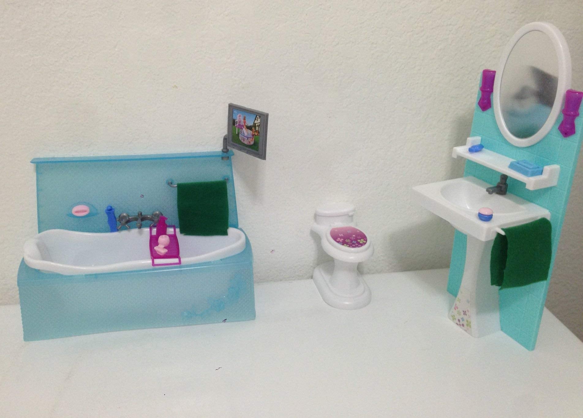 YMCtoys My Fancy Life toilet creates believable daily routines in dollhouses