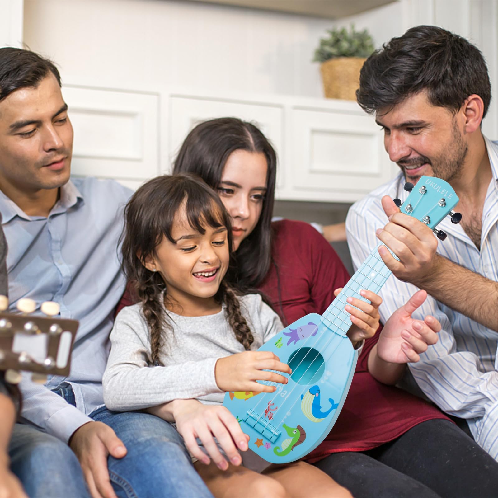 Compact, lightweight YOLOPLUS+ ukulele is easy to carry for budding musicians