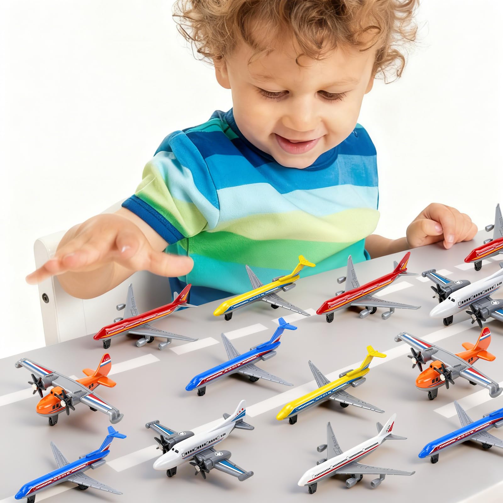 YongnKids airliner and glider set with durable metal and plastic construction