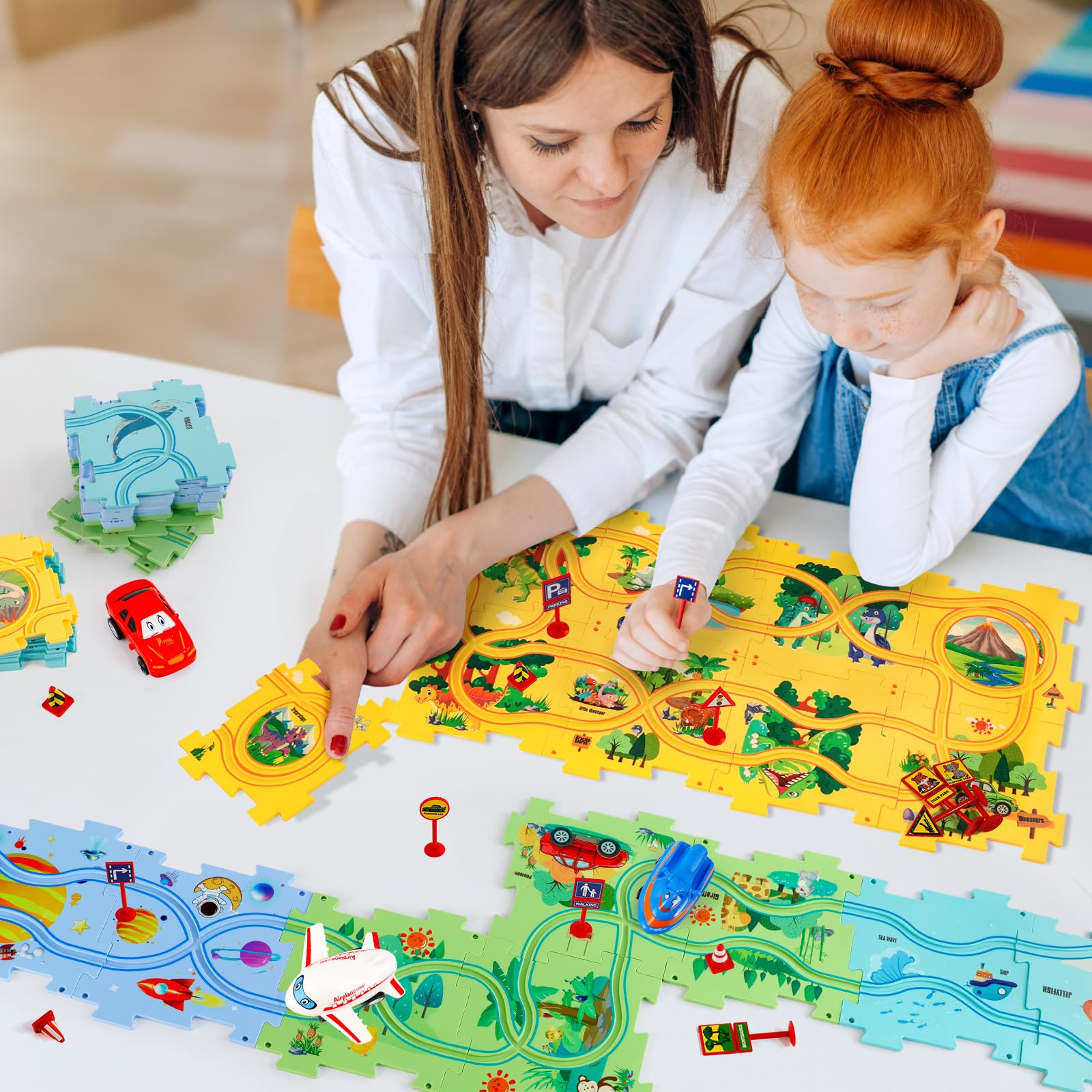 Yooyid Puzzle Racer road signs add variety and teach road awareness during play