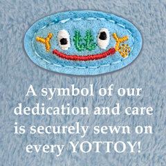 YOTTOY Piggie cheerful expression invites friendly storytelling.