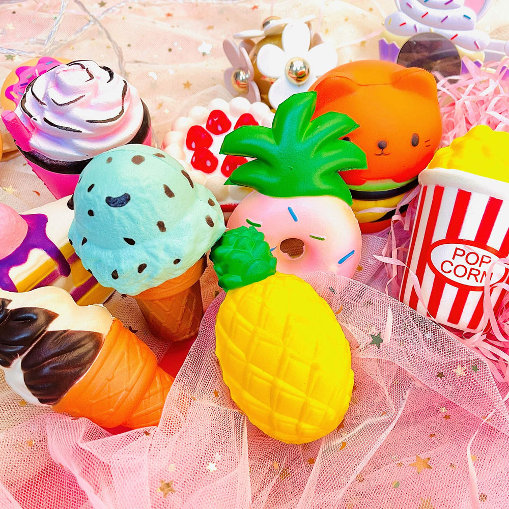 YOYI slow rising popcorn squishy offers relaxing fidgeting and sensory fun.
