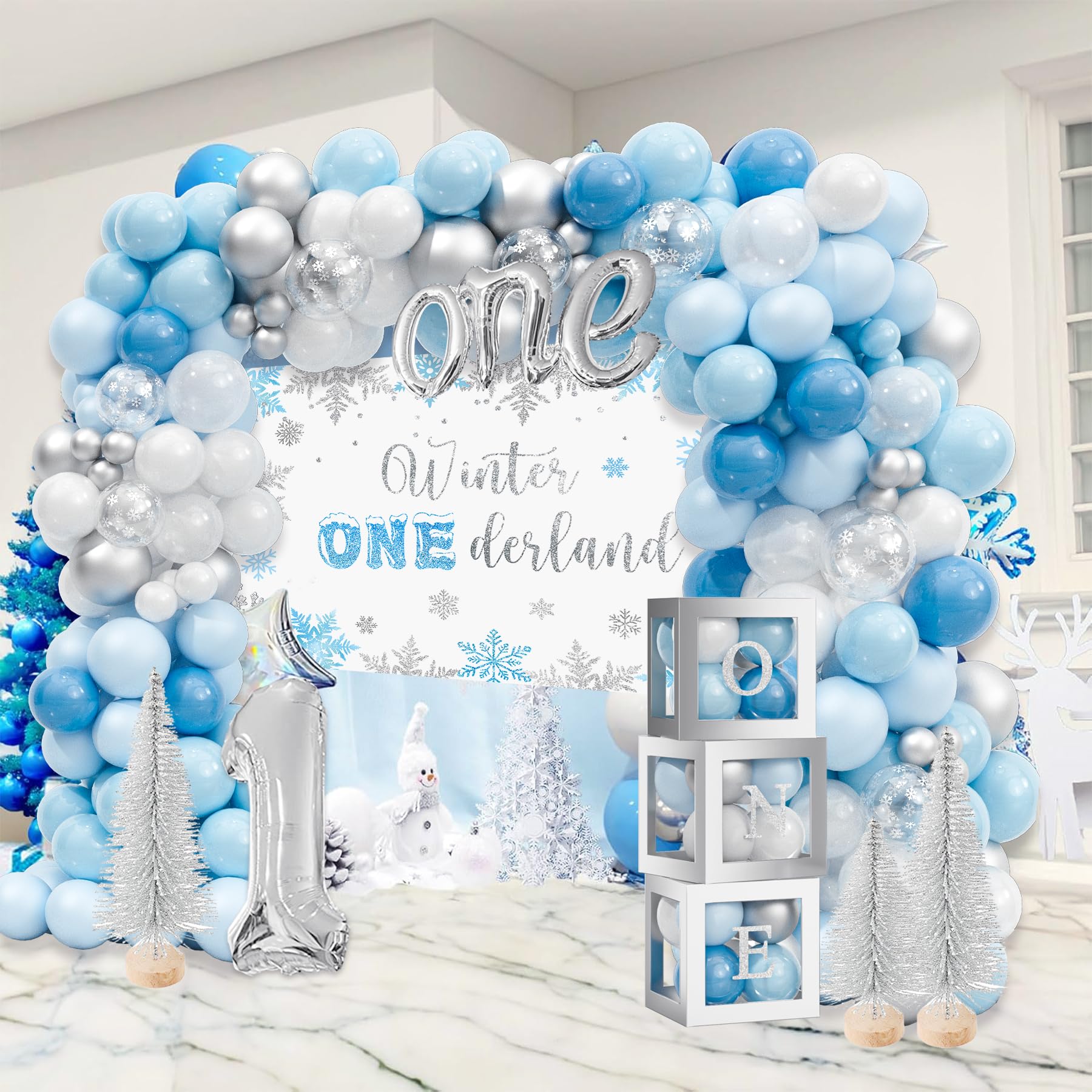 YSHMFEUX Winter Onederland balloon garland crafts a festive arch.