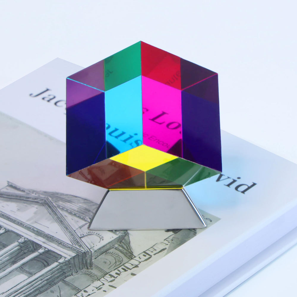 YuanDian CMY Cube used as an educational toy for kids and students.
