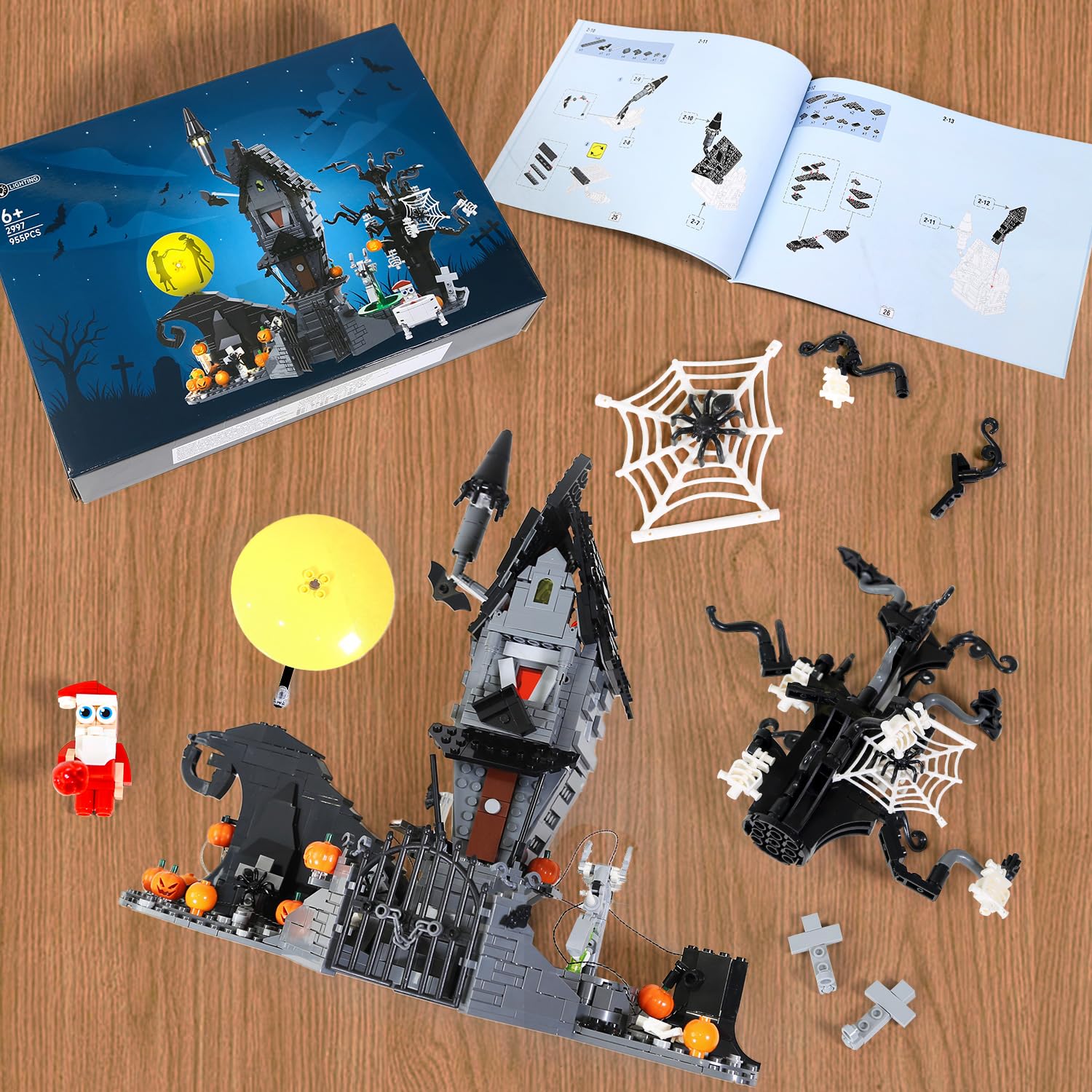 YXMUGXY Build Set with skull accents, perfect for Halloween-themed storytelling.