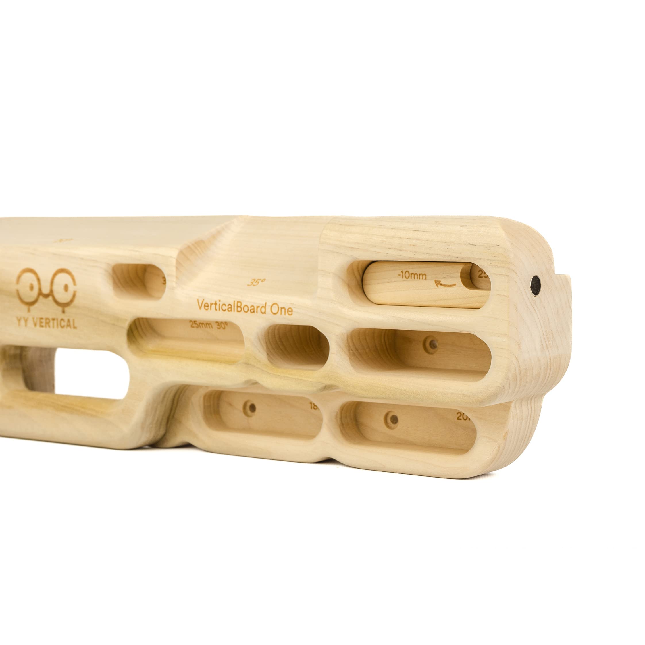 Central handle on YY Vertical Hangboard enables one-arm pull-ups.