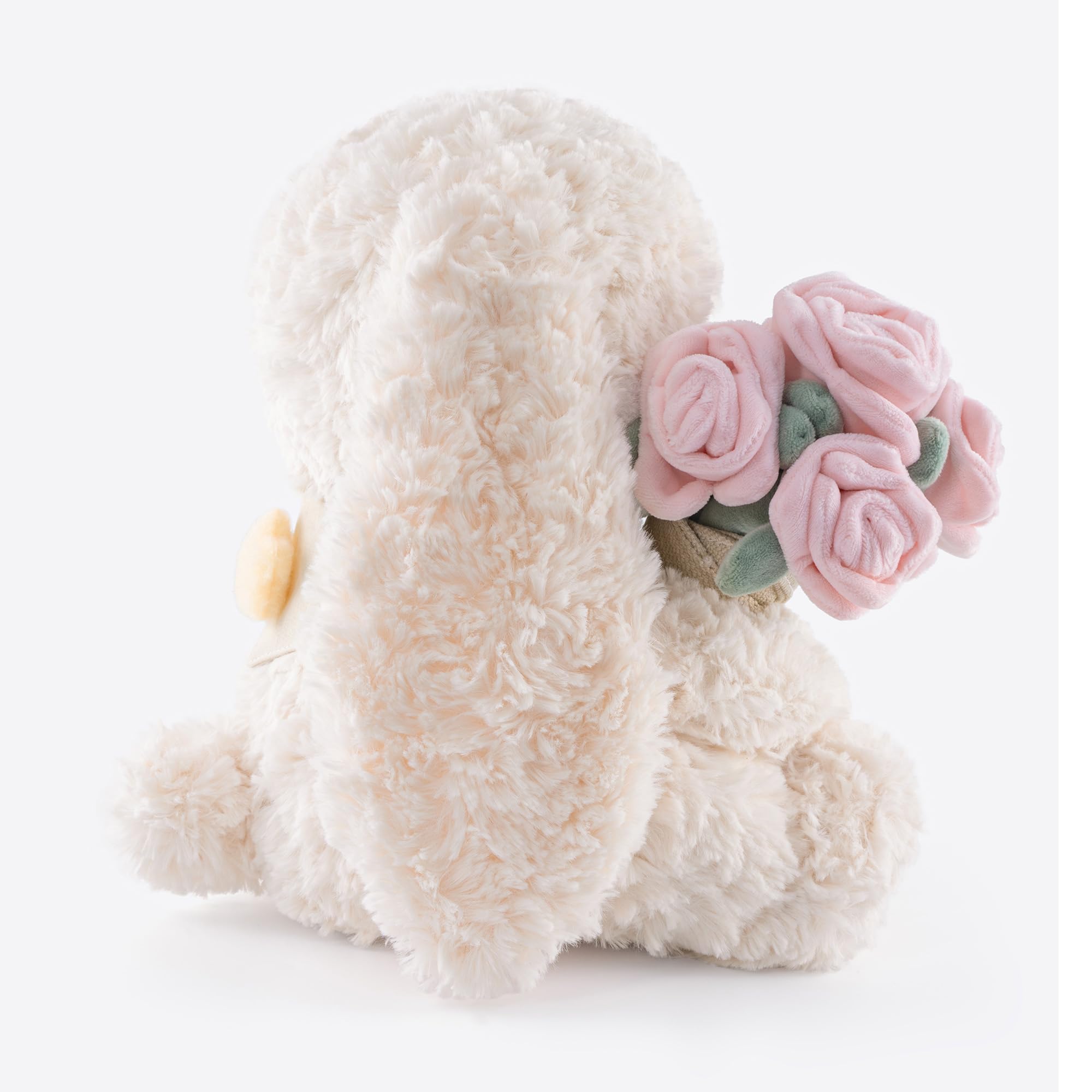 Zeiove 11.4-inch bunny makes a heartwarming gift for kids and Valentine’s Day.