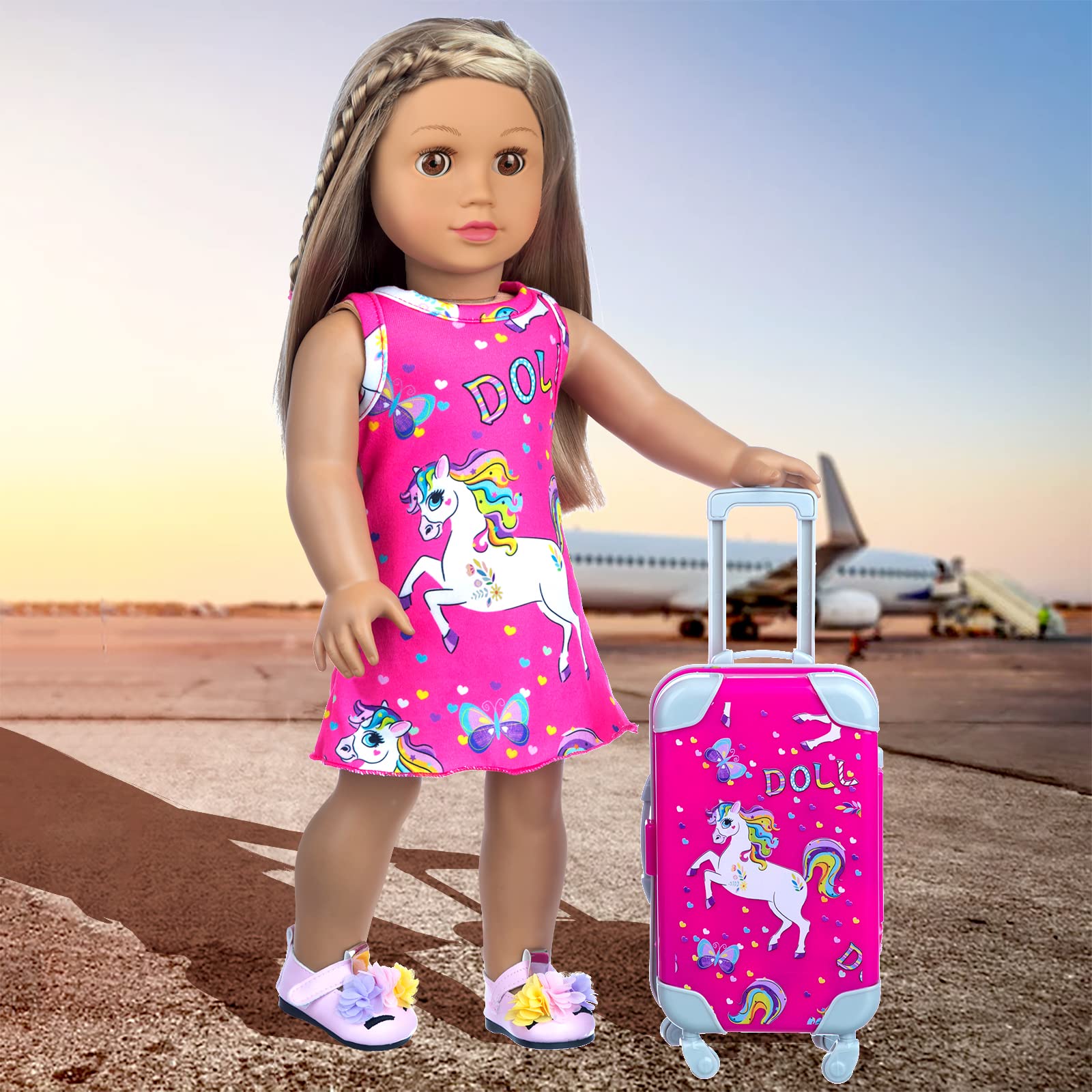 ZQDOLL American 18-inch doll notebook and pencils encourage creative journaling.
