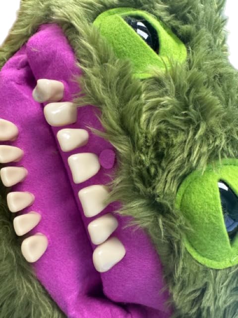 ZURU Fugglers Chuckles giant 17-inch size makes a bold cuddle buddy