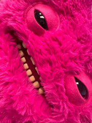 ZURU Fuggler Bigg Fuggs Mr Buttons Pink plush texture ideal for cuddling and display